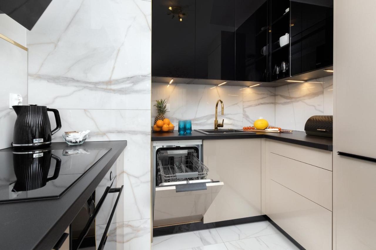 Plac Unii Apartment Gdynia Srodmiescie By Renters Prestige Zewnętrze zdjęcie